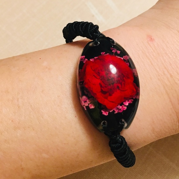 Extendable cord bracelet - Picture 4 of 5